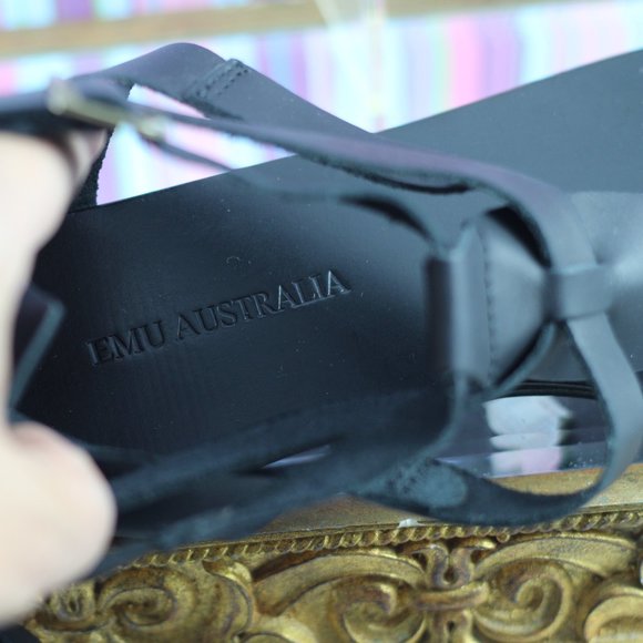 NWOT EMU Black Leather sandals - Picture 14 of 16